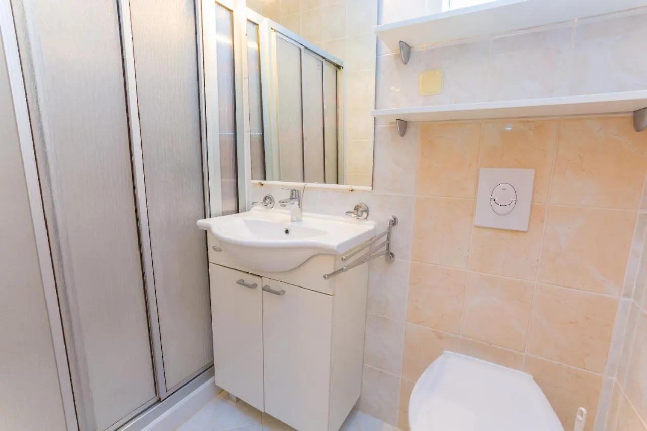 Barbic Apartment Medulin